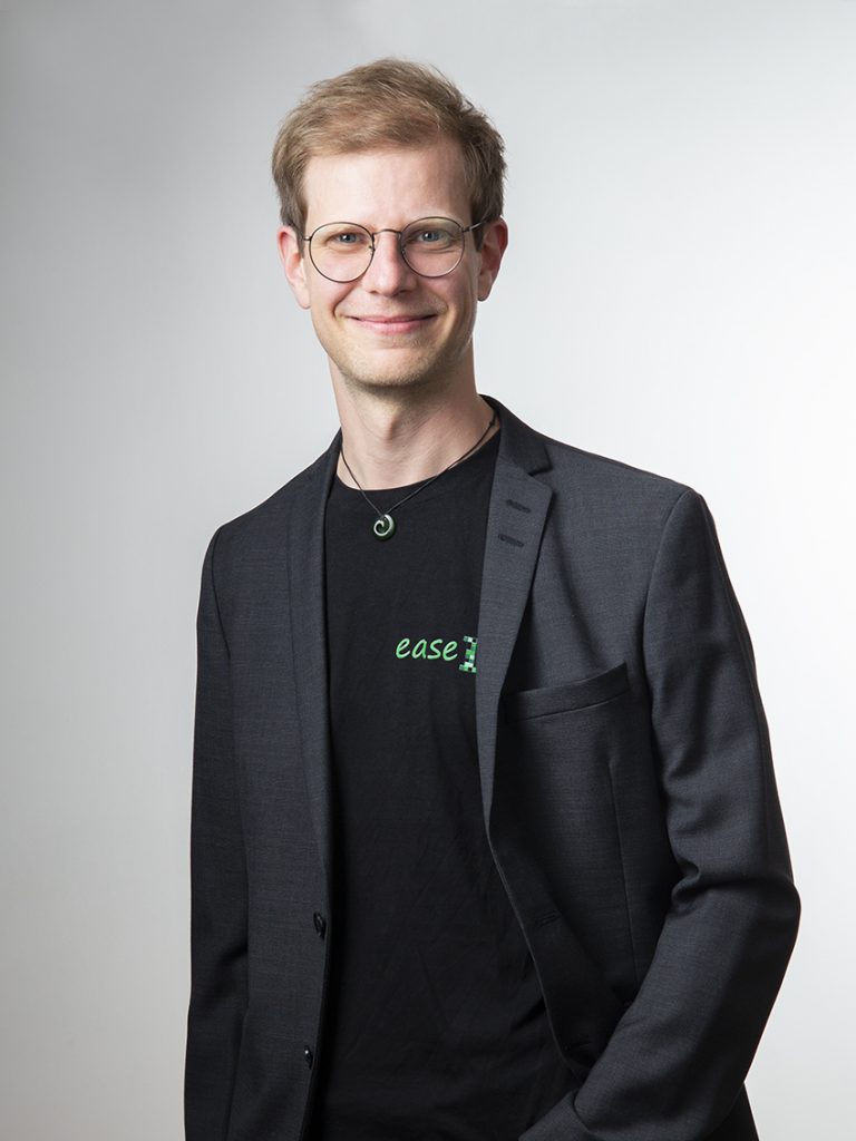 Portrait von Tobias Hefele